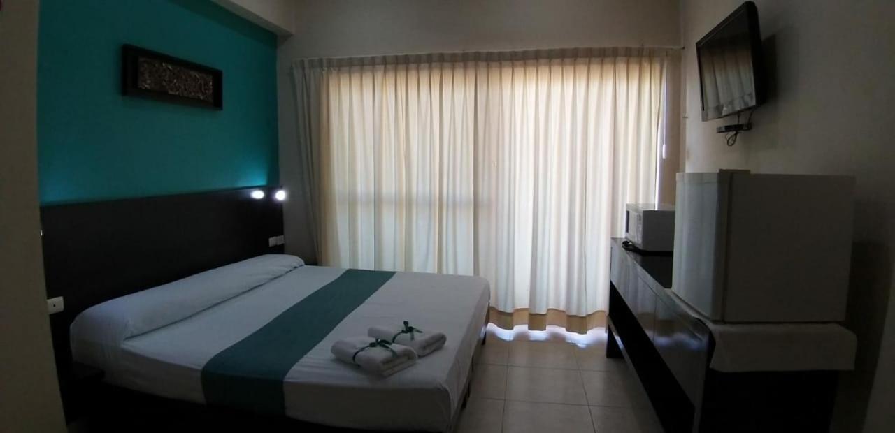 Hotel&Suites Domani Progreso  Esterno foto