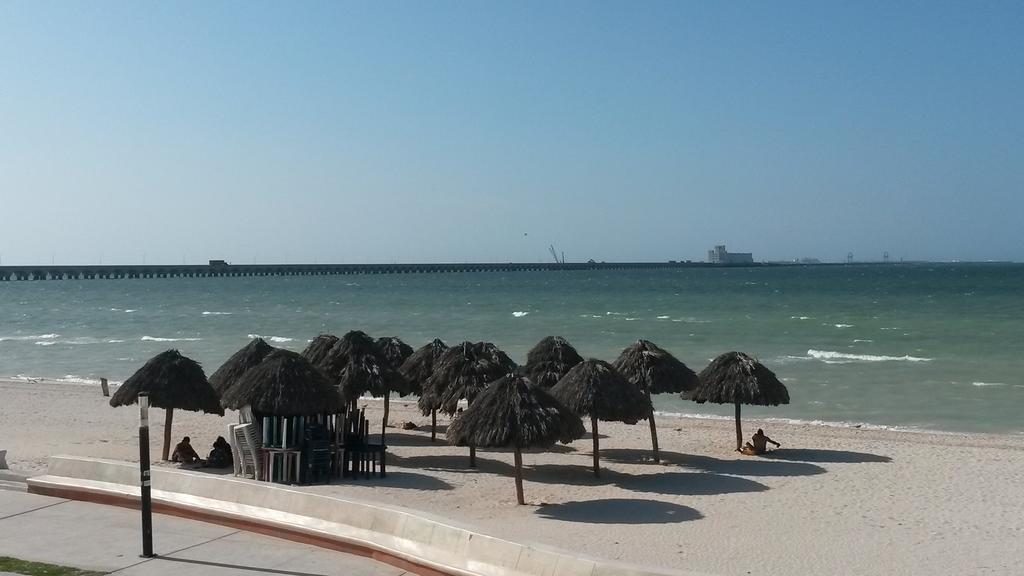 Hotel&Suites Domani Progreso  Esterno foto